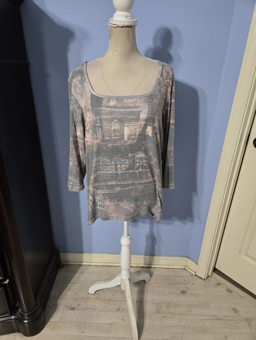 Suzee R Size 16/18W Woments Top